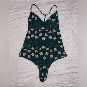Benoa Lotus Onepiece